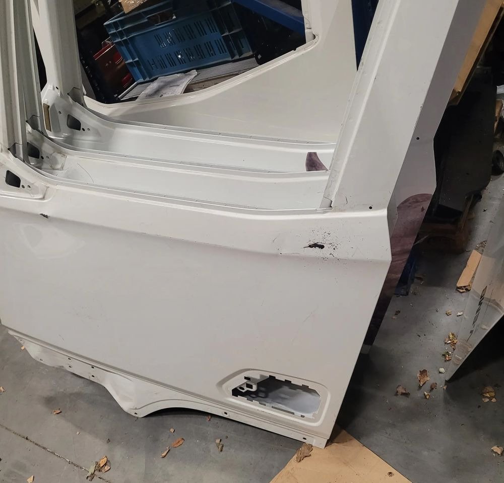 DRZWI LEWE DAF XG XD NOWY MODEL ORYGINAŁ CHWALIM116 - Virsbūve un ārpuse - Kravas automašīna: foto 3 DRZWI LEWE DAF XG XD NOWY MODEL ORYGINAŁ CHWALIM116 - Virsbūve un ārpuse - Kravas automašīna: foto 3