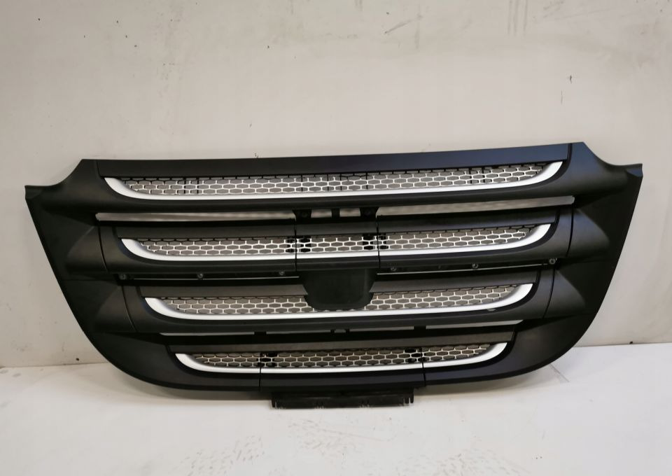 GRILL ATRAPA DAF XF 106 lift ORYGINAŁ 2048272 - Radiatora reste - Kravas automašīna: foto 1 GRILL ATRAPA DAF XF 106 lift ORYGINAŁ 2048272 - Radiatora reste - Kravas automašīna: foto 1