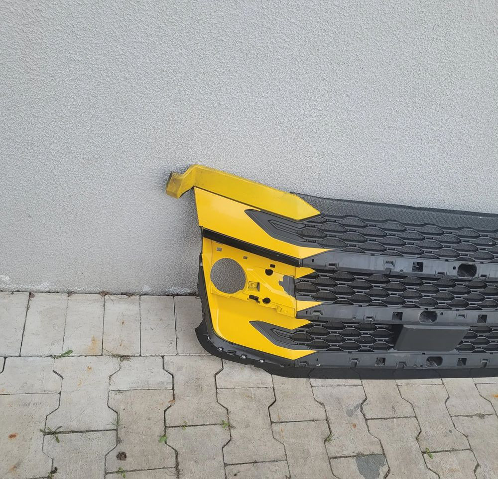GRILL DAF XG ORYGINAŁ USZKODZONA 2311439 CHWALIM116 - Virsbūve un ārpuse - Kravas automašīna: foto 3 GRILL DAF XG ORYGINAŁ USZKODZONA 2311439 CHWALIM116 - Virsbūve un ārpuse - Kravas automašīna: foto 3