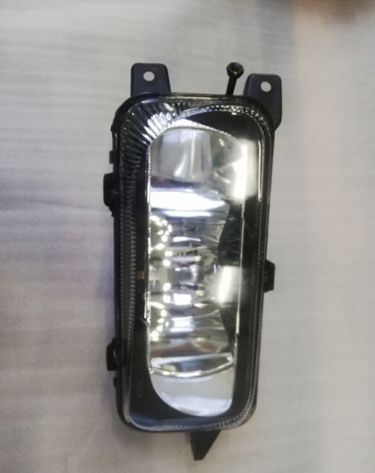 HALOGEN MERCEDES ACTROS MP3 MP3 LH - Tuvās gaismas - Kravas automašīna: foto 1 HALOGEN MERCEDES ACTROS MP3 MP3 LH - Tuvās gaismas - Kravas automašīna: foto 1