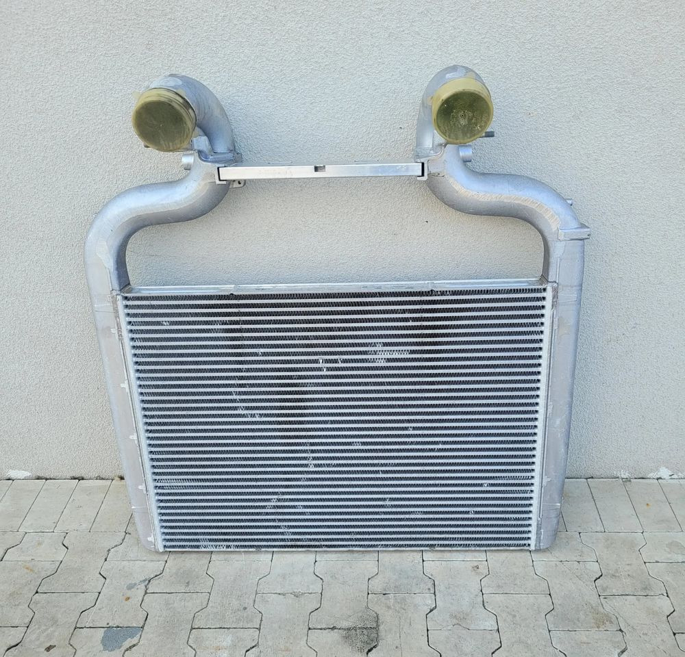 INTERCOOLER DAF XF 106 ORYGINAŁ 2021R 2125897 - Interkūlers - Kravas automašīna: foto 1 INTERCOOLER DAF XF 106 ORYGINAŁ 2021R 2125897 - Interkūlers - Kravas automašīna: foto 1