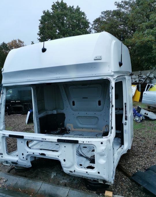 KABINA MERCEDES ACTROS MP4 GIGA BDF - Kabīne - Kravas automašīna: foto 1 KABINA MERCEDES ACTROS MP4 GIGA BDF - Kabīne - Kravas automašīna: foto 1