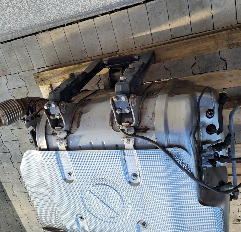 KATALIZATOR IVECO EUROCARGO E6 ORYGINAŁ - Izplūdes sistēma: foto 4 KATALIZATOR IVECO EUROCARGO E6 ORYGINAŁ - Izplūdes sistēma: foto 4