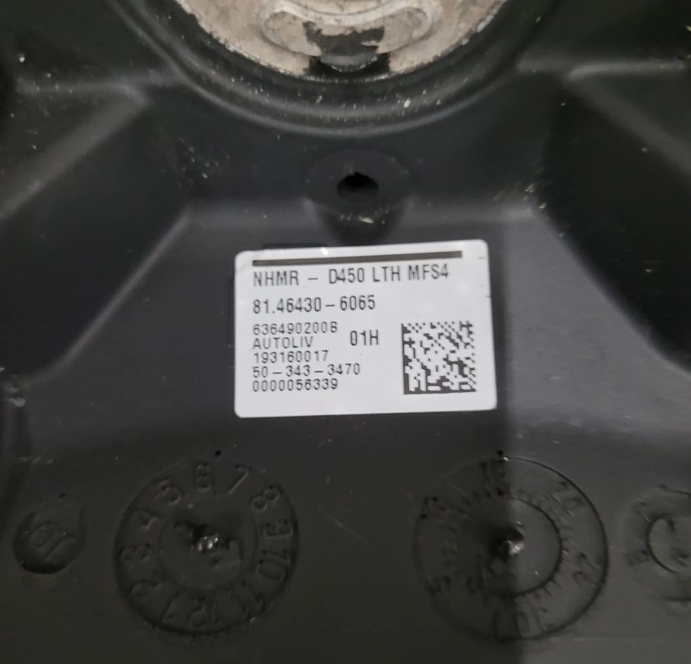 KIEROWNICA MAN TG3 TGX NM TGL ORYGINAŁ SKÓRA - Stūre - Kravas automašīna: foto 4 KIEROWNICA MAN TG3 TGX NM TGL ORYGINAŁ SKÓRA - Stūre - Kravas automašīna: foto 4