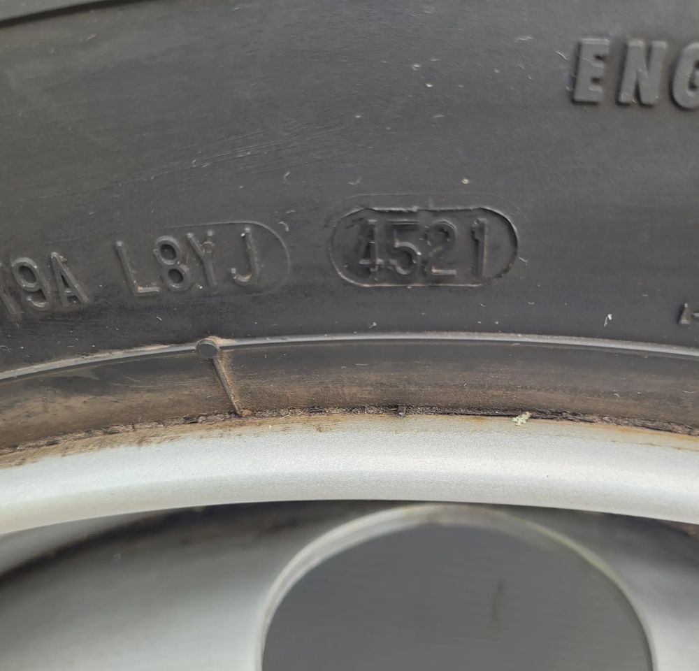 KOŁO CONTINENTAL CONTI HYBRID HD3 315/70R22.5 FELGA 9.00 - Riepas un diski - Kravas automašīna: foto 4 KOŁO CONTINENTAL CONTI HYBRID HD3 315/70R22.5 FELGA 9.00 - Riepas un diski - Kravas automašīna: foto 4