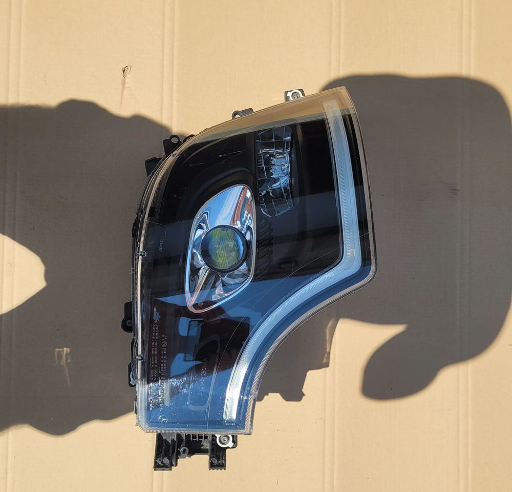 LAMPA FULL LED MERCRDES ACTROS MP5 ORYGINAŁ RH CHWALIM116 - Gaismas/ Apgaismojums - Kravas automašīna: foto 1 LAMPA FULL LED MERCRDES ACTROS MP5 ORYGINAŁ RH CHWALIM116 - Gaismas/ Apgaismojums - Kravas automašīna: foto 1