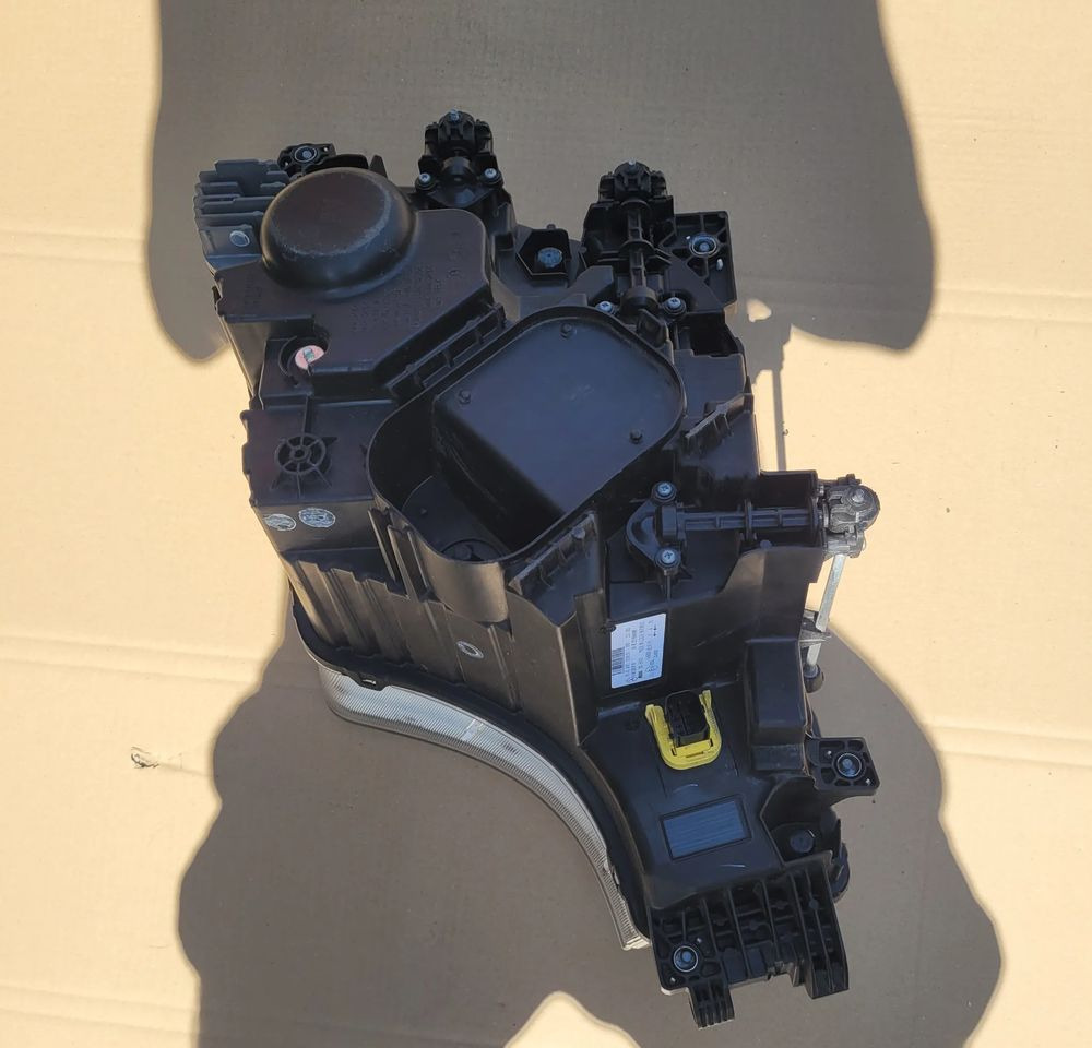 LAMPA FULL LED MERCRDES ACTROS MP5 ORYGINAŁ RH CHWALIM116 - Gaismas/ Apgaismojums - Kravas automašīna: foto 2 LAMPA FULL LED MERCRDES ACTROS MP5 ORYGINAŁ RH CHWALIM116 - Gaismas/ Apgaismojums - Kravas automašīna: foto 2