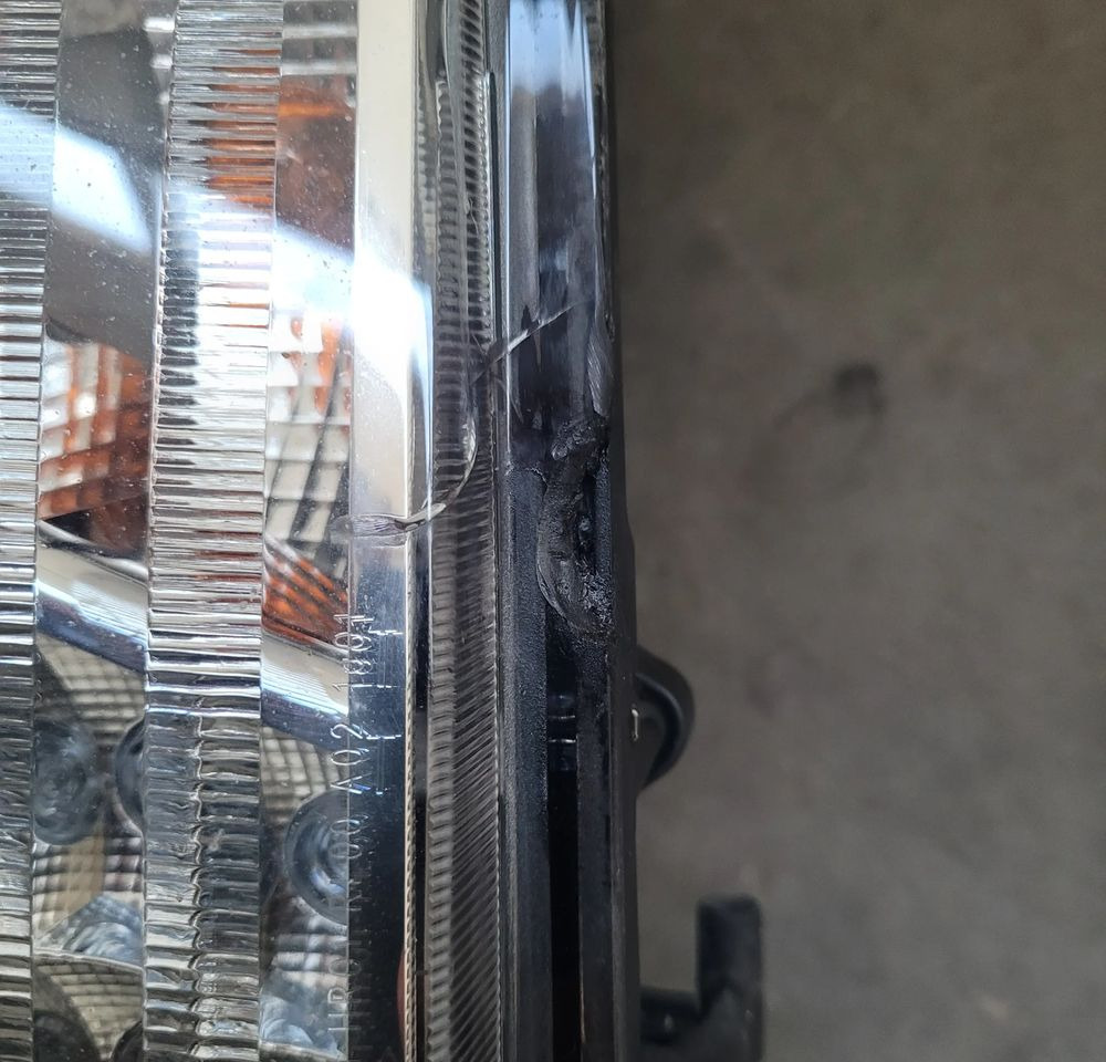 LAMPA LED DAF XF 106 LEWA ORYGINAŁ OM 1857534 CHWALIM116 - Virsbūve un ārpuse - Kravas automašīna: foto 4 LAMPA LED DAF XF 106 LEWA ORYGINAŁ OM 1857534 CHWALIM116 - Virsbūve un ārpuse - Kravas automašīna: foto 4