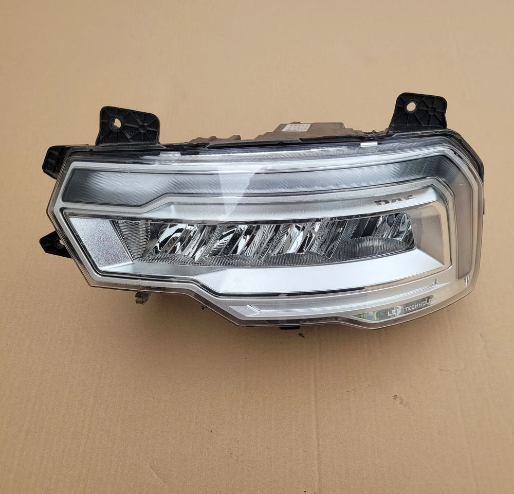 LAMPA LED DAF XG XD LEWA ORYGINAŁ 2188982 CHWALIM116 - Gaismas/ Apgaismojums - Kravas automašīna: foto 1 LAMPA LED DAF XG XD LEWA ORYGINAŁ 2188982 CHWALIM116 - Gaismas/ Apgaismojums - Kravas automašīna: foto 1
