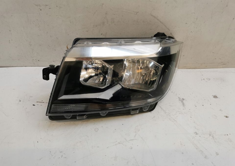 LAMPA MAN TGE VW CRAFTER ORYGINAŁ LEWA - Tuvās gaismas - Komercauto: foto 1 LAMPA MAN TGE VW CRAFTER ORYGINAŁ LEWA - Tuvās gaismas - Komercauto: foto 1