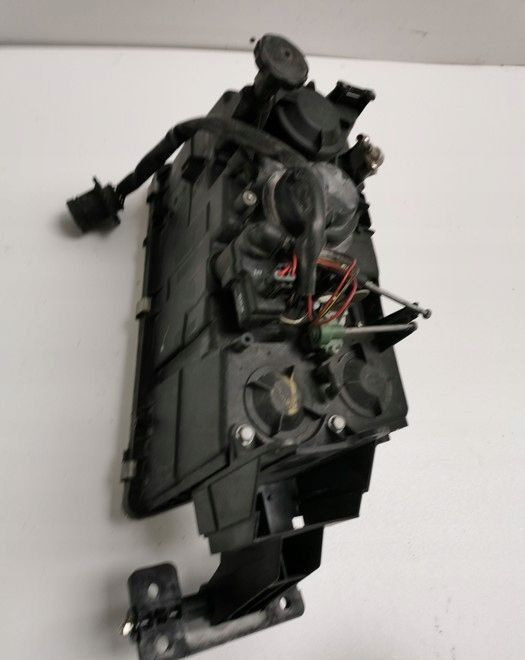 LAMPA VOLVO FH12 fh13 ORYGINAŁ PRAWA. - Tuvās gaismas - Kravas automašīna: foto 3 LAMPA VOLVO FH12 fh13 ORYGINAŁ PRAWA. - Tuvās gaismas - Kravas automašīna: foto 3