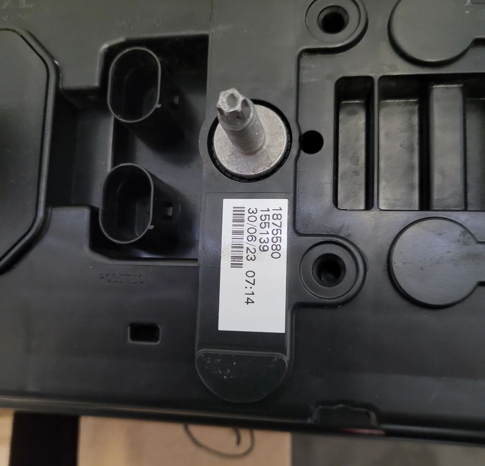 LAMPY TYL DAF XF CF ORYGINAŁ KOMPLET OM 1875579 CHWALIM116 - Tālās gaismas - Kravas automašīna: foto 4 LAMPY TYL DAF XF CF ORYGINAŁ KOMPLET OM 1875579 CHWALIM116 - Tālās gaismas - Kravas automašīna: foto 4