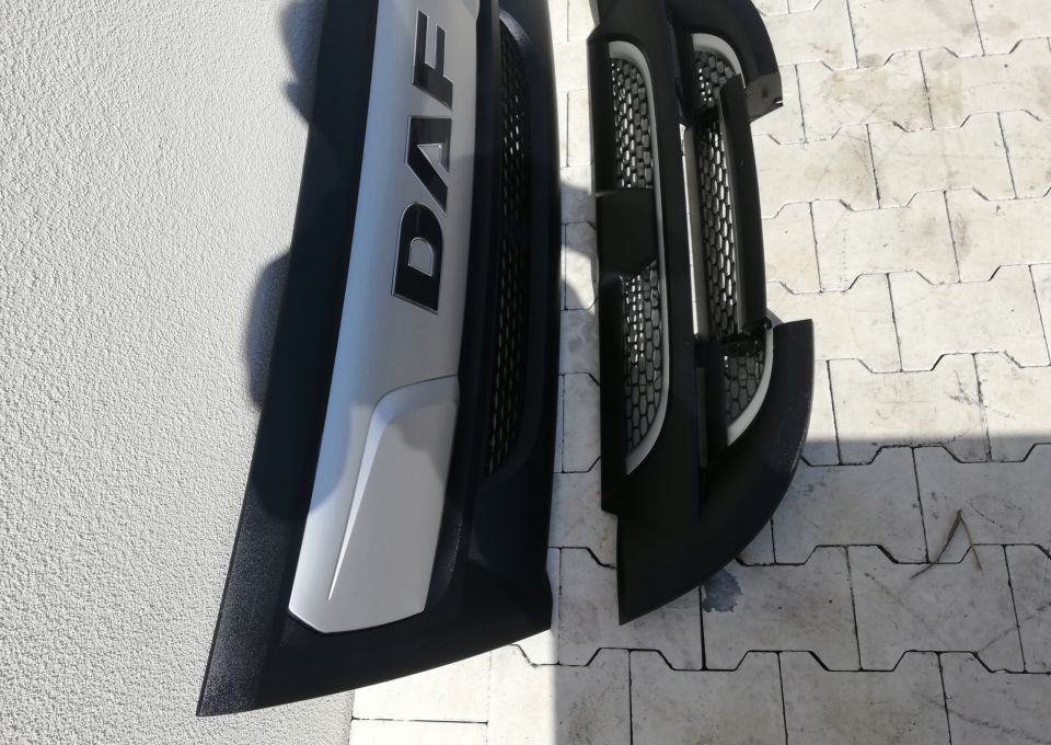 MASKA GRILL ATRAPA DAF LF NOWY ORYGINAŁ EURO6 LIFT - Motora pārsegs: foto 2 MASKA GRILL ATRAPA DAF LF NOWY ORYGINAŁ EURO6 LIFT - Motora pārsegs: foto 2