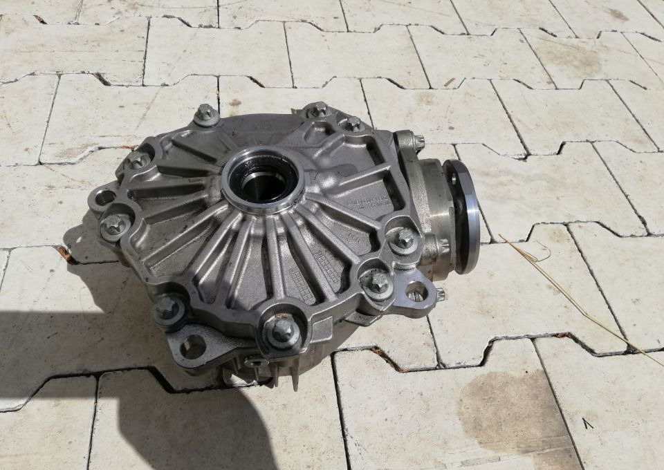 MOST DYFER MERCEDES A 221 335 01 08 - Diferenciālis - Kravas automašīna: foto 1 MOST DYFER MERCEDES A 221 335 01 08 - Diferenciālis - Kravas automašīna: foto 1