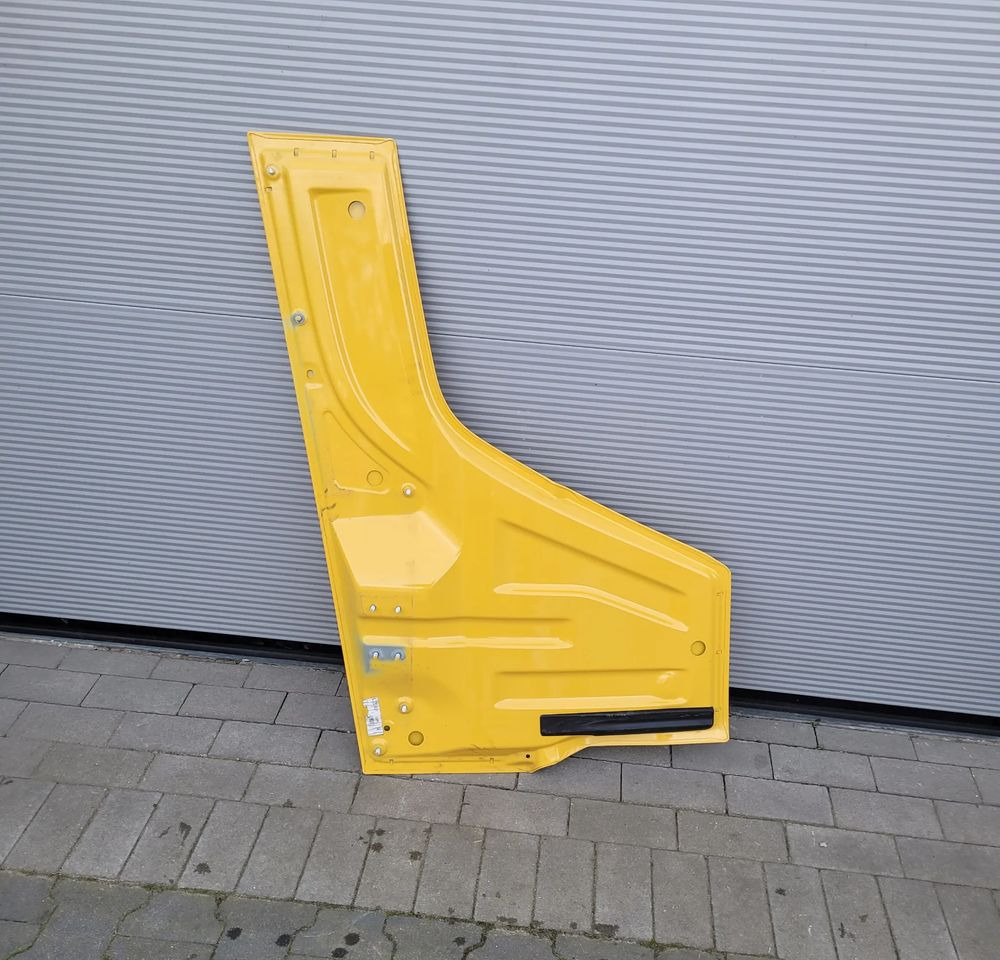 PRZEDŁUŻENIE DRZWI DAF XG PRAWE USZKODZONE CHWALIM116 - Durvis un rezerves daļas - Kravas automašīna: foto 3 PRZEDŁUŻENIE DRZWI DAF XG PRAWE USZKODZONE CHWALIM116 - Durvis un rezerves daļas - Kravas automašīna: foto 3