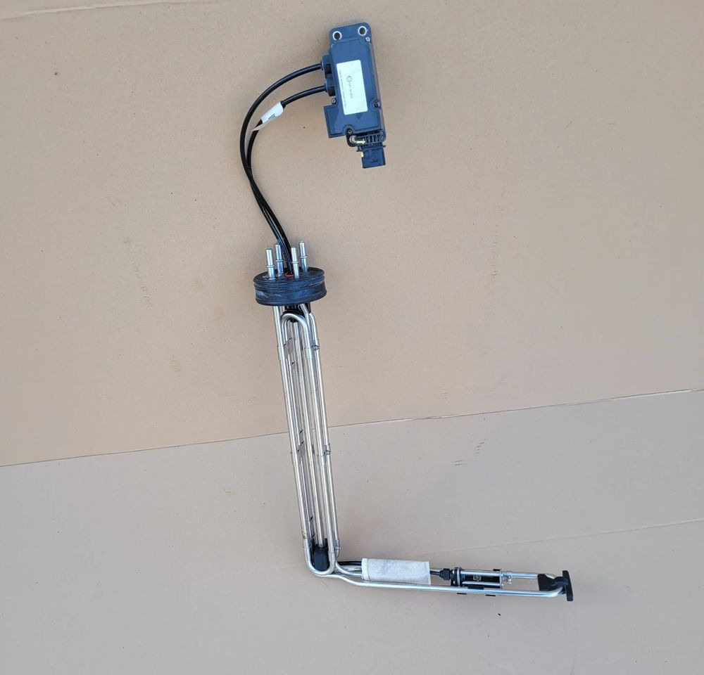 SMOK AD BLUE MAN TGX TGS 81.15408-6095 - Degvielas sistēma: foto 1 SMOK AD BLUE MAN TGX TGS 81.15408-6095 - Degvielas sistēma: foto 1