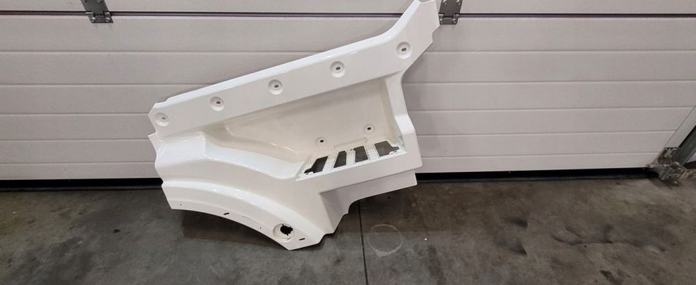 STOPNICA MAN TGX E6 NM 81.61520-0082 RH - Pakāpiens - Kravas automašīna: foto 1 STOPNICA MAN TGX E6 NM 81.61520-0082 RH - Pakāpiens - Kravas automašīna: foto 1