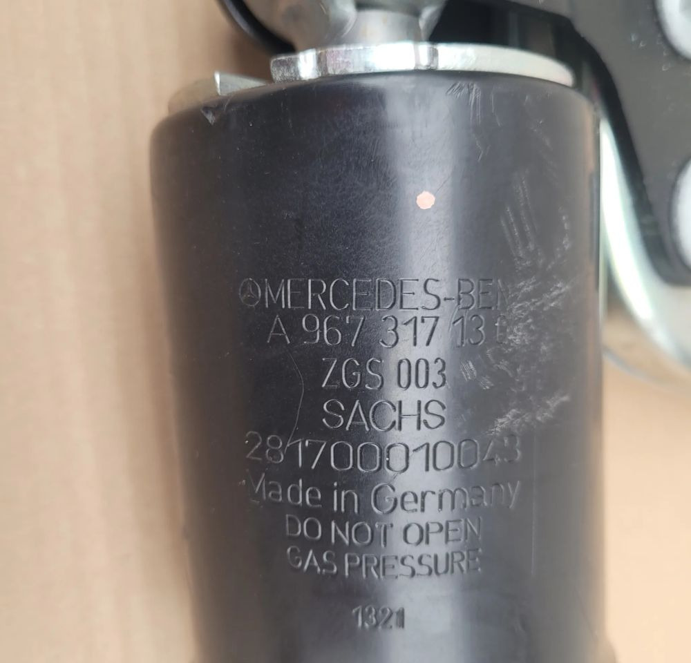 ZAWIESZENIE KABINY ZAMKI MERCEDES ATEGO A9423100383 NOWY ORYGINAŁ CHWALIM116 - Piekare - Kravas automašīna: foto 4 ZAWIESZENIE KABINY ZAMKI MERCEDES ATEGO A9423100383 NOWY ORYGINAŁ CHWALIM116 - Piekare - Kravas automašīna: foto 4