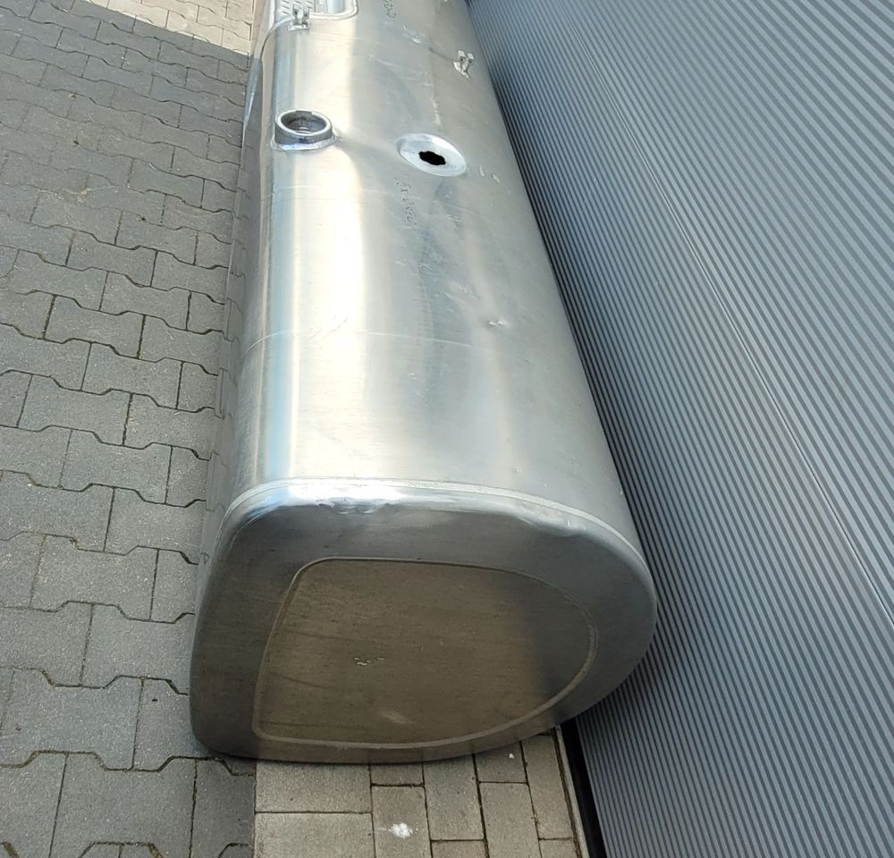 ZBIORNIK PALIWA VOLVO FH4 FM RENAULT 21442020 225X70X70CM - Degvielas sistēma: foto 2 ZBIORNIK PALIWA VOLVO FH4 FM RENAULT 21442020 225X70X70CM - Degvielas sistēma: foto 2