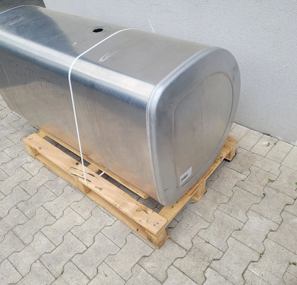 ZBIORNIK PALIWA VOLVO FH4 RENAULT 21516454 610L 150X70X70CM - Degvielas sistēma - Kravas automašīna: foto 2 ZBIORNIK PALIWA VOLVO FH4 RENAULT 21516454 610L 150X70X70CM - Degvielas sistēma - Kravas automašīna: foto 2