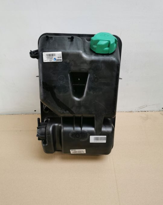 Zbiorniczek wyrównawczy DAF XF 106 - Izplešanās tvertne - Kravas automašīna: foto 1 Zbiorniczek wyrównawczy DAF XF 106 - Izplešanās tvertne - Kravas automašīna: foto 1