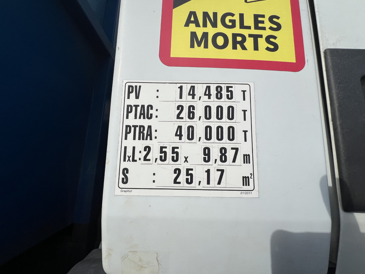 Renault kerax  - Kravas auto ar manipulatoru: foto 5 Renault kerax  - Kravas auto ar manipulatoru: foto 5