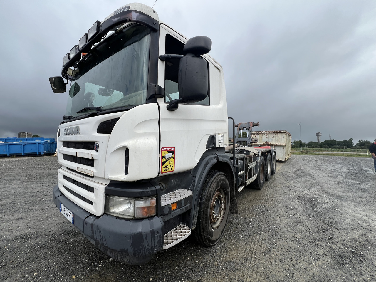 SCANIA 8x4 - Pacēlājs ar āķi: foto 2 SCANIA 8x4 - Pacēlājs ar āķi: foto 2
