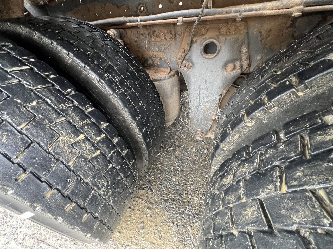 SCANIA 8x4 - Pacēlājs ar āķi: foto 3 SCANIA 8x4 - Pacēlājs ar āķi: foto 3