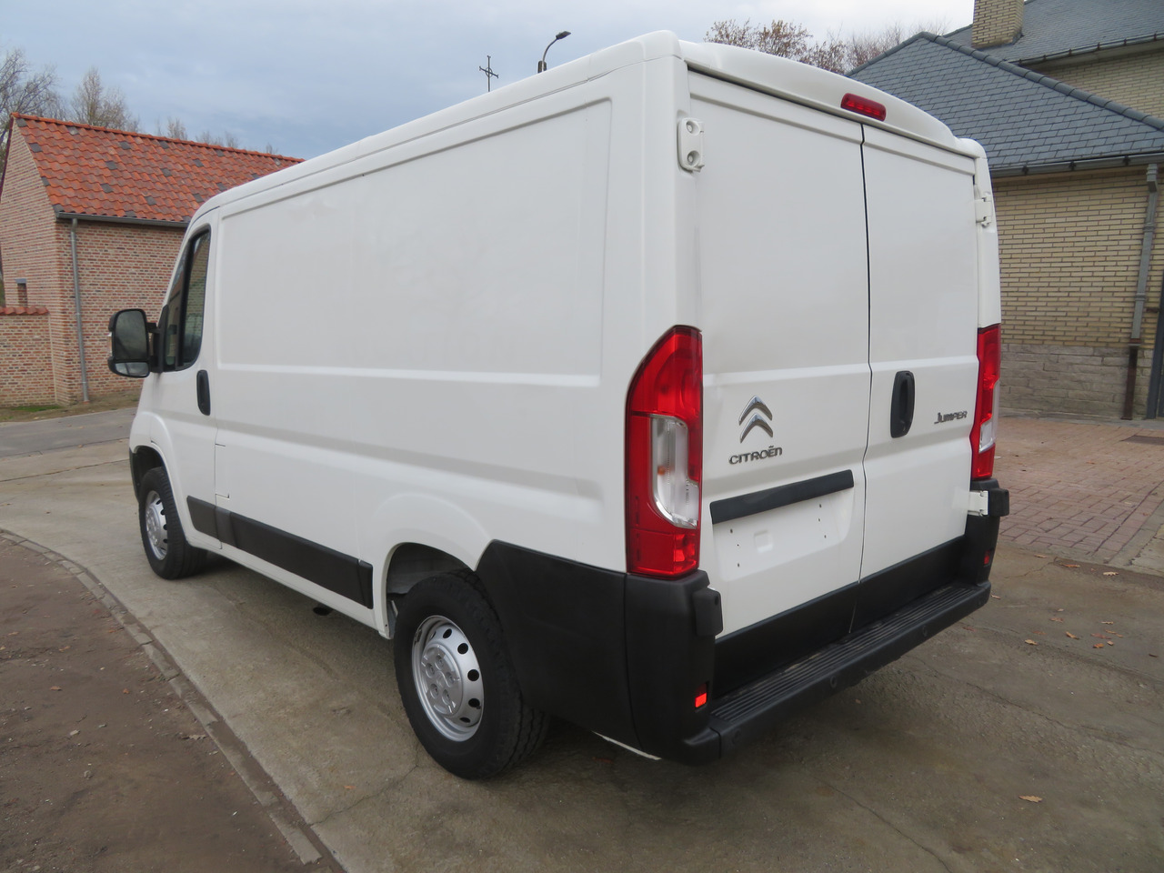 Citroën Jumper 2.2 BlueHDi - L1H1 - Mazs furgons: foto 5 Citroën Jumper 2.2 BlueHDi - L1H1 - Mazs furgons: foto 5