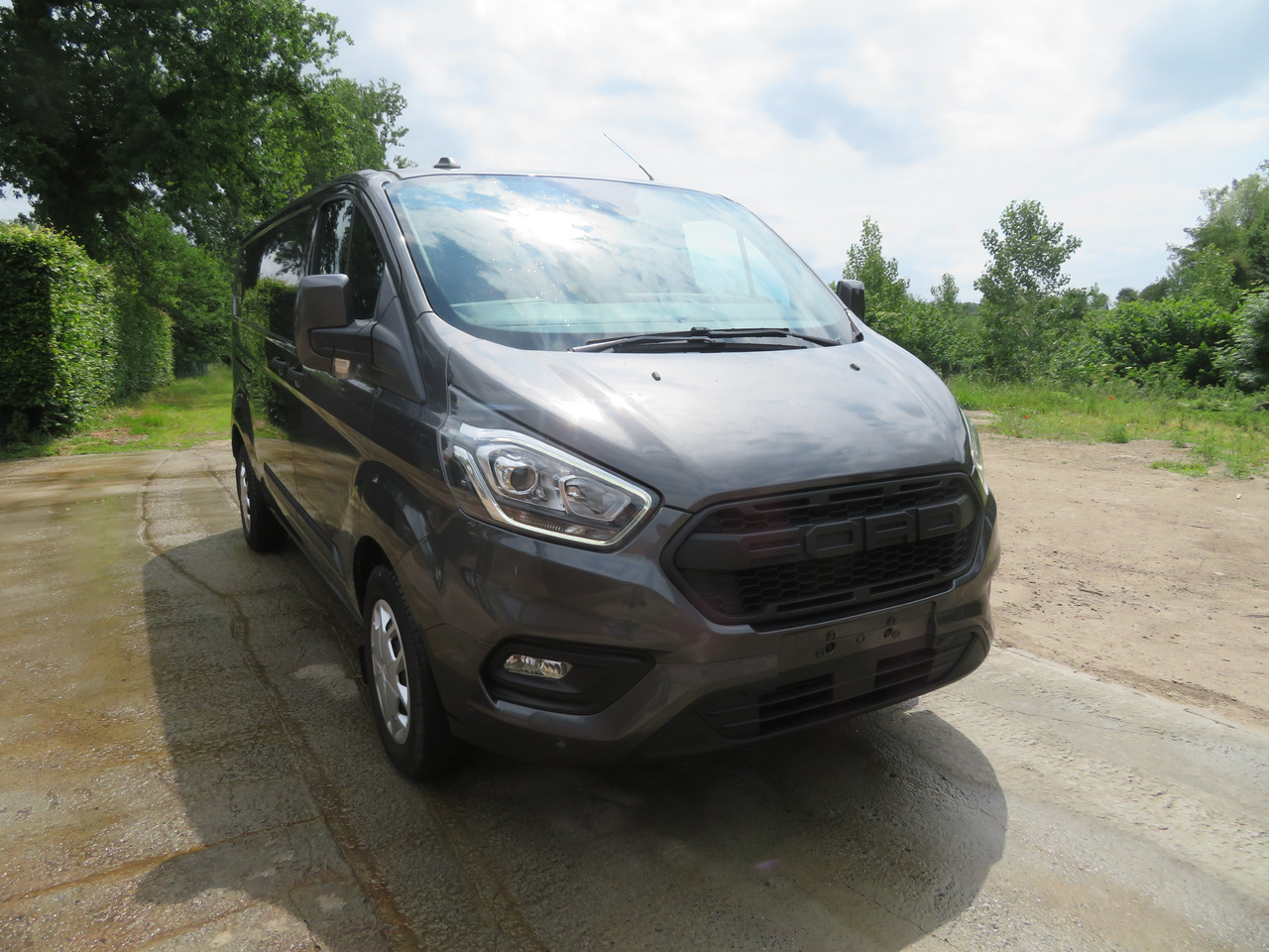 FORD Transit Custom 2.0tdci TREND - L2 - Mazs furgons: foto 1 FORD Transit Custom 2.0tdci TREND - L2 - Mazs furgons: foto 1