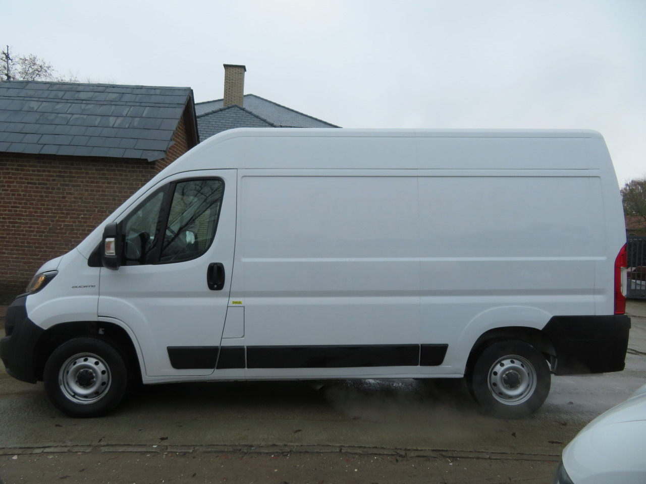 Fiat Ducato 2.3 Multijet - L2H2 - Mazs furgons: foto 4 Fiat Ducato 2.3 Multijet - L2H2 - Mazs furgons: foto 4