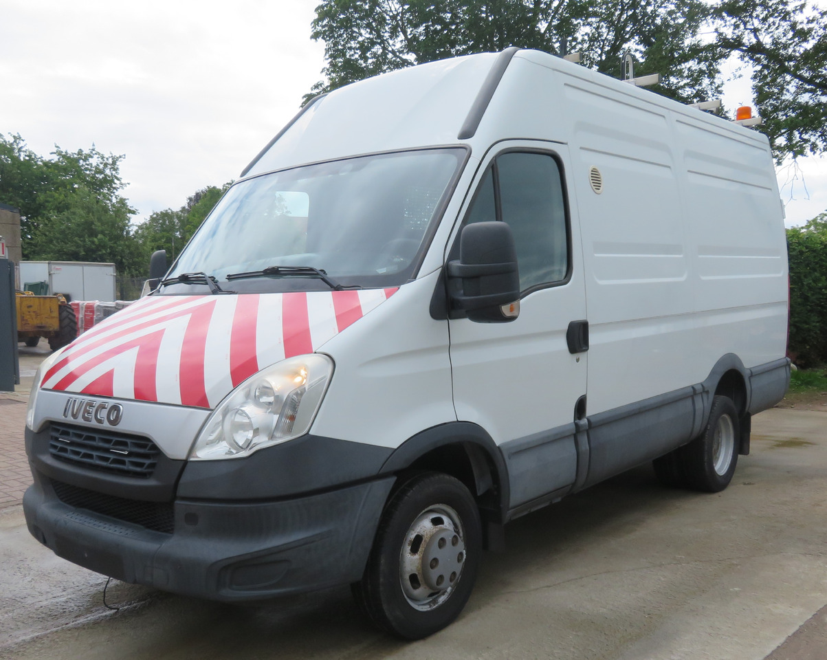 Iveco Daily 50C15 - 4X2 - Kravas mikroautobuss: foto 3 Iveco Daily 50C15 - 4X2 - Kravas mikroautobuss: foto 3