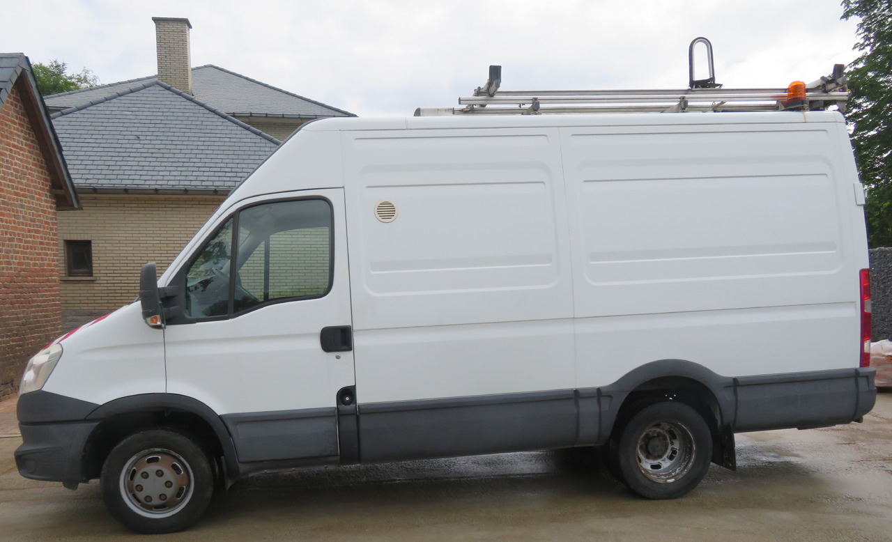 Iveco Daily 50C15 - Kravas mikroautobuss: foto 5 Iveco Daily 50C15 - Kravas mikroautobuss: foto 5