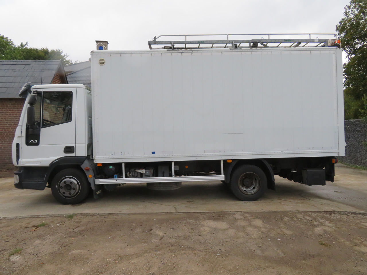 Iveco Eurocargo ML90E18 Bakwagen - Kravas automašīna ar slēgto virsbūvi: foto 4 Iveco Eurocargo ML90E18 Bakwagen - Kravas automašīna ar slēgto virsbūvi: foto 4