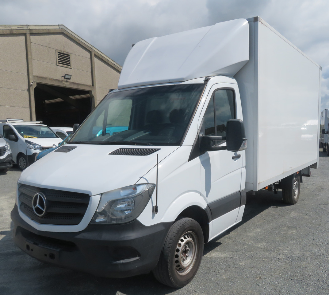 Mercedes Sprinter 314CDI - Furgons ar slēgtā virsbūve: foto 4 Mercedes Sprinter 314CDI - Furgons ar slēgtā virsbūve: foto 4