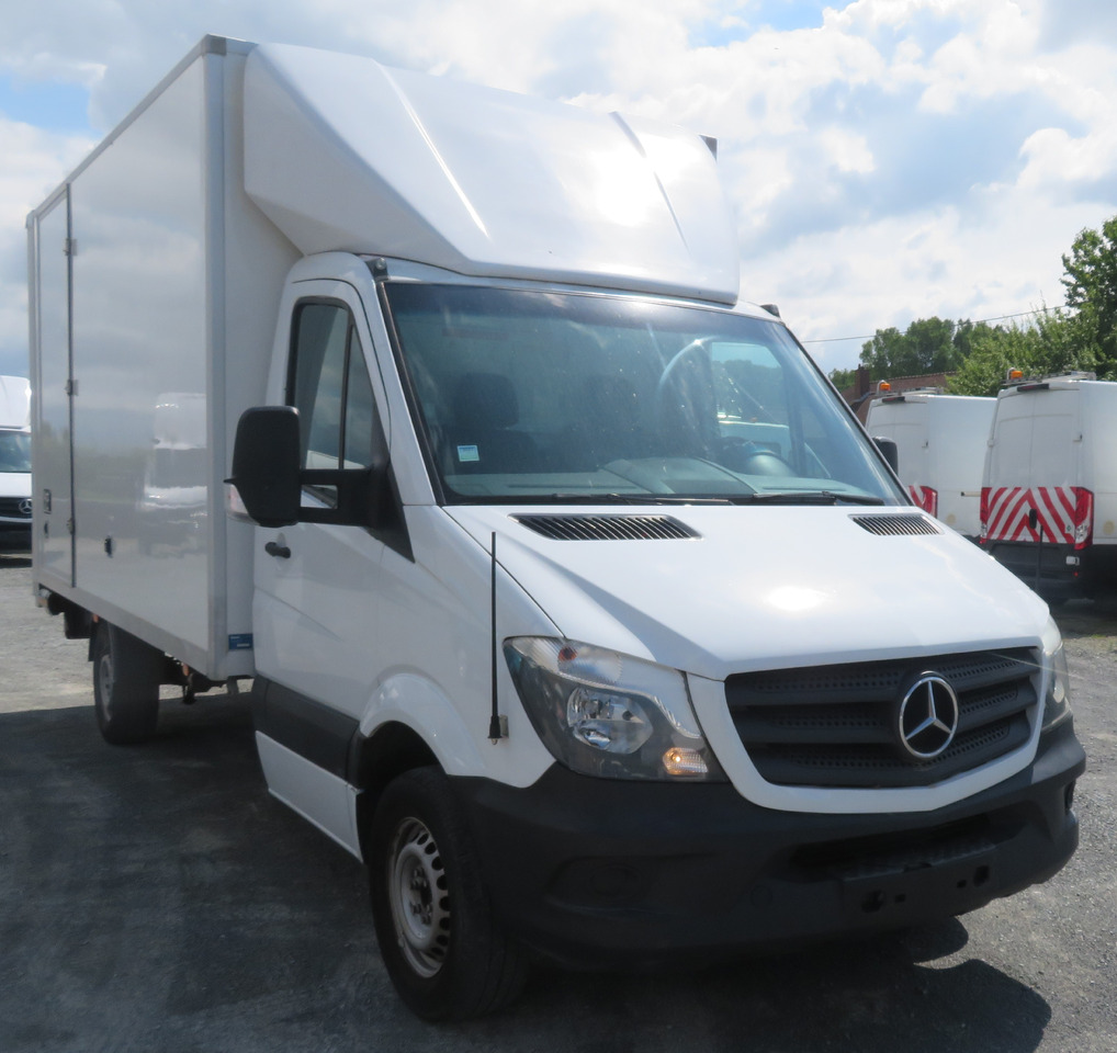 Mercedes Sprinter 314CDI - Furgons ar slēgtā virsbūve: foto 2 Mercedes Sprinter 314CDI - Furgons ar slēgtā virsbūve: foto 2
