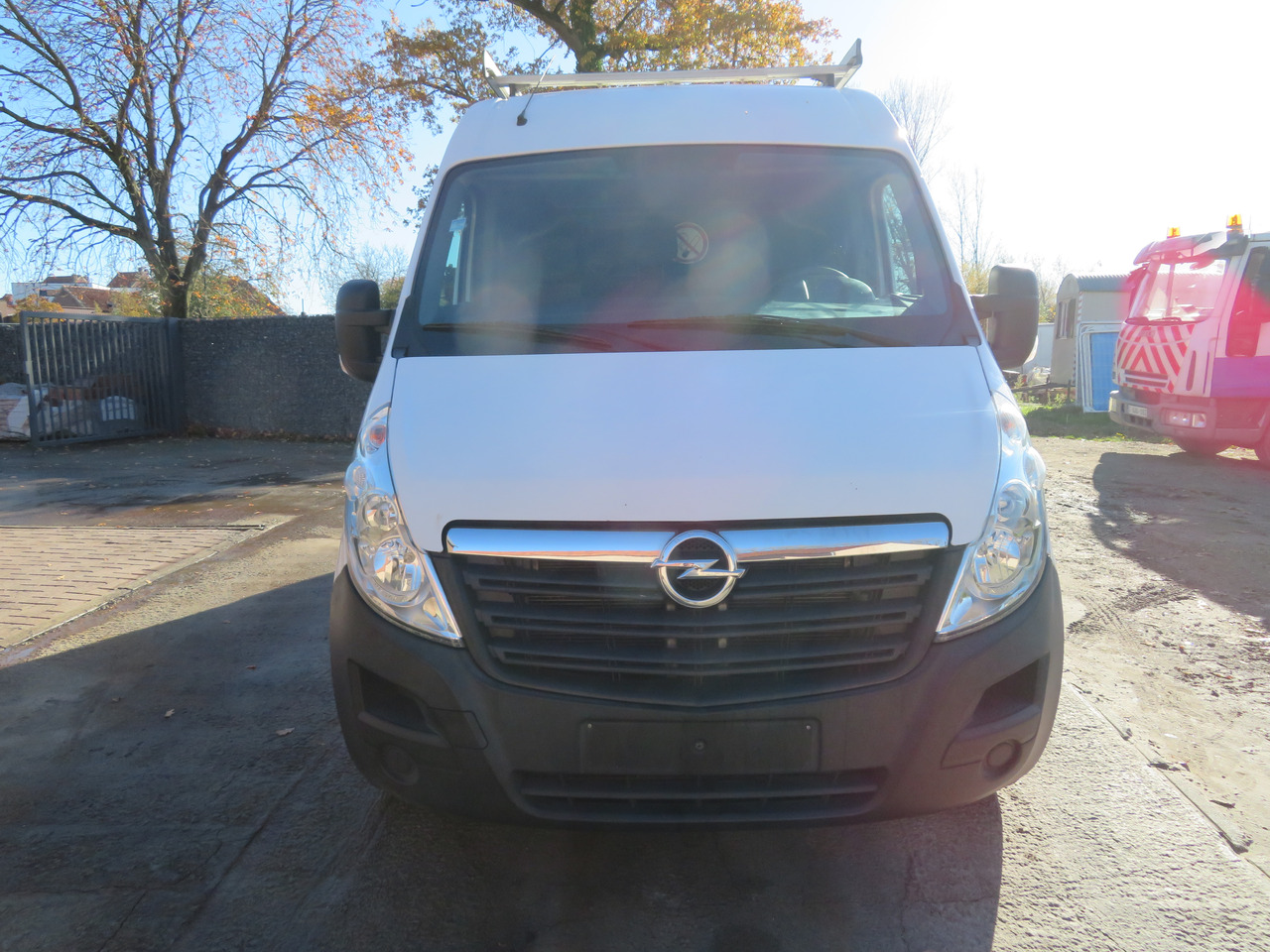 Opel Movano 2.3 CDTI - L2H2 - Mazs furgons: foto 2 Opel Movano 2.3 CDTI - L2H2 - Mazs furgons: foto 2