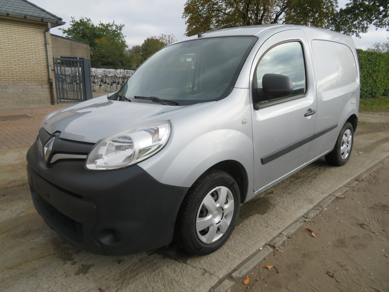 Renault Kangoo 1.5dCi - Mazs furgons: foto 3 Renault Kangoo 1.5dCi - Mazs furgons: foto 3