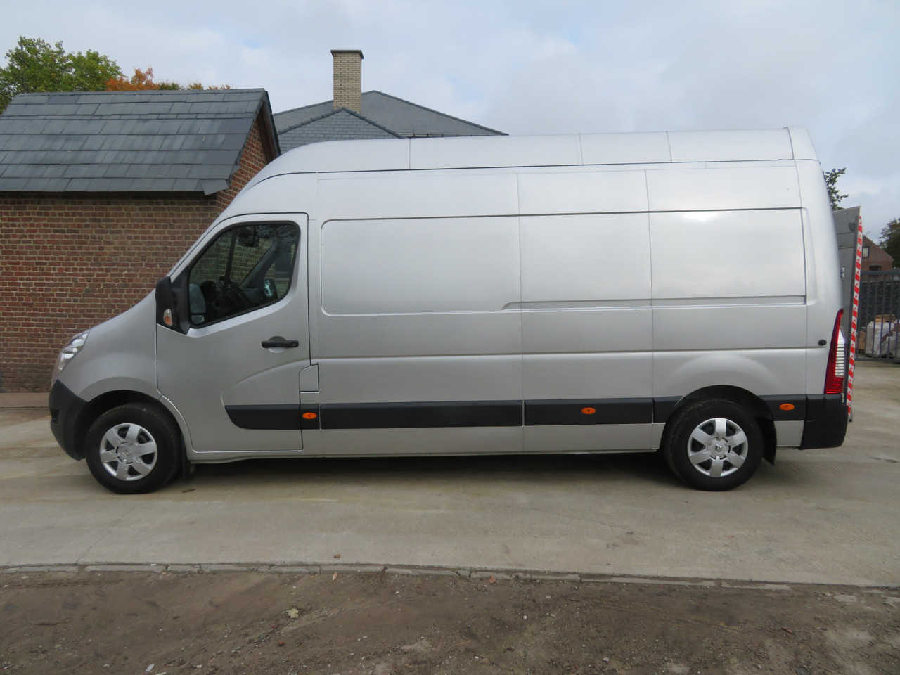 Renault Master 2.3dCi Grand Confort - L3H3 - Kravas mikroautobuss: foto 4 Renault Master 2.3dCi Grand Confort - L3H3 - Kravas mikroautobuss: foto 4