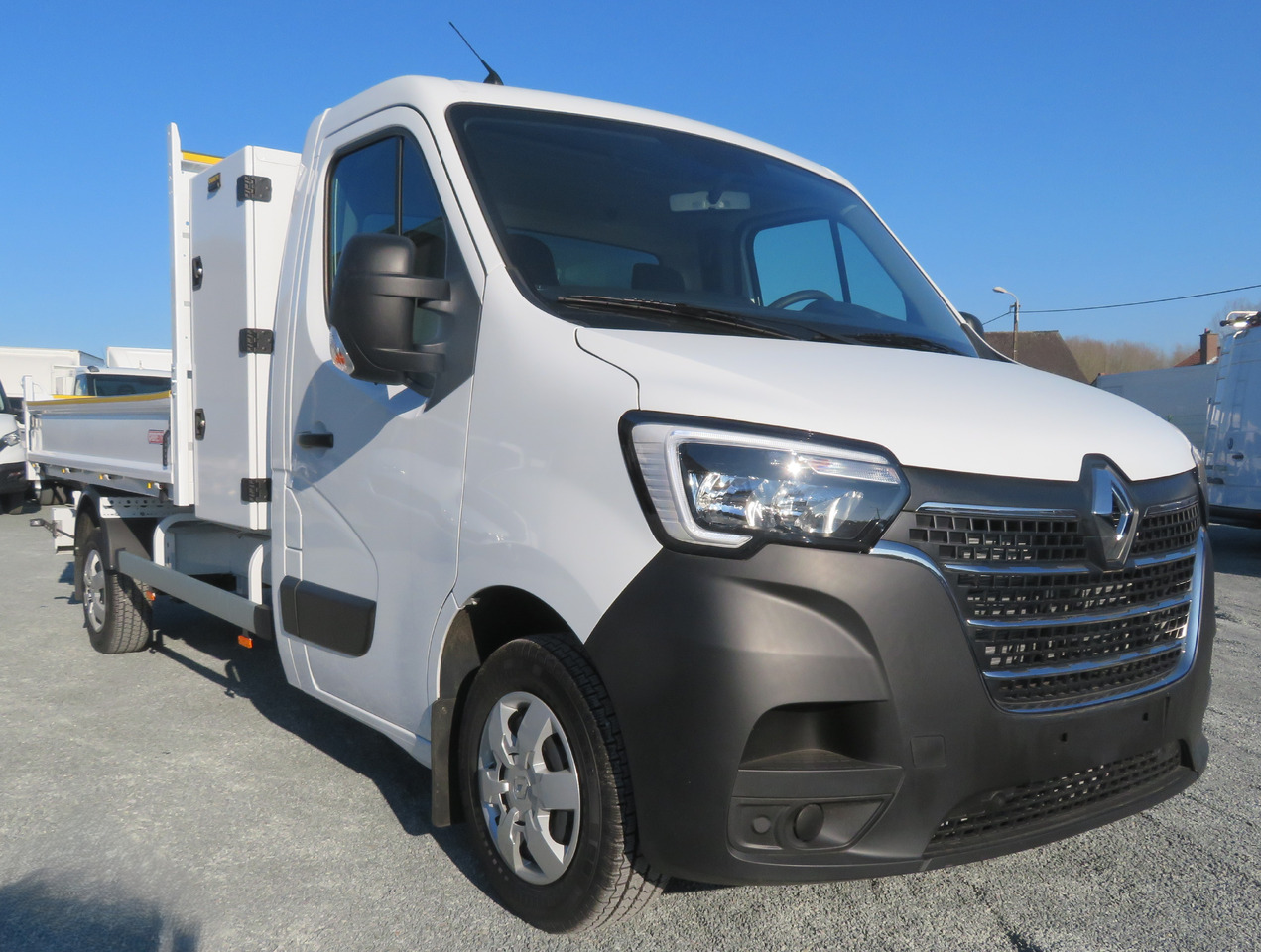 Renault Master 2.3dci - L3H1 - Kipper - Komercauto pašizgāzējs: foto 1 Renault Master 2.3dci - L3H1 - Kipper - Komercauto pašizgāzējs: foto 1