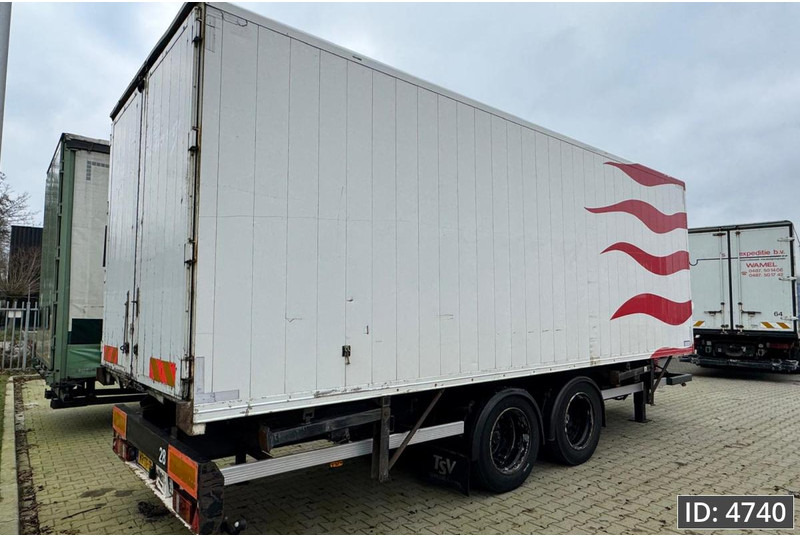 Jumbo TM 200 CE - Puspiekabe slēgtā virsbūve: foto 4 Jumbo TM 200 CE - Puspiekabe slēgtā virsbūve: foto 4