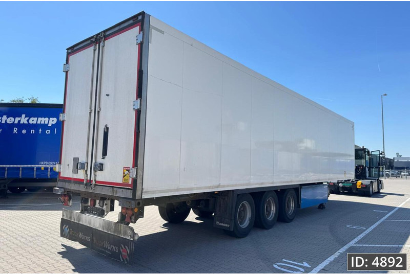 Krone SD / Carrier Vector 1550 / Palletbox / BPW Drum - Puspiekabe refrižerators: foto 3 Krone SD / Carrier Vector 1550 / Palletbox / BPW Drum - Puspiekabe refrižerators: foto 3