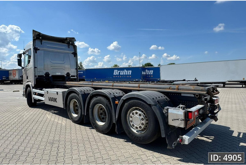 Scania R540 Topline, Euro 6, / 8x4 / Lift axle / frame 7.4 m - Šasija kravas automašīna: foto 2 Scania R540 Topline, Euro 6, / 8x4 / Lift axle / frame 7.4 m - Šasija kravas automašīna: foto 2