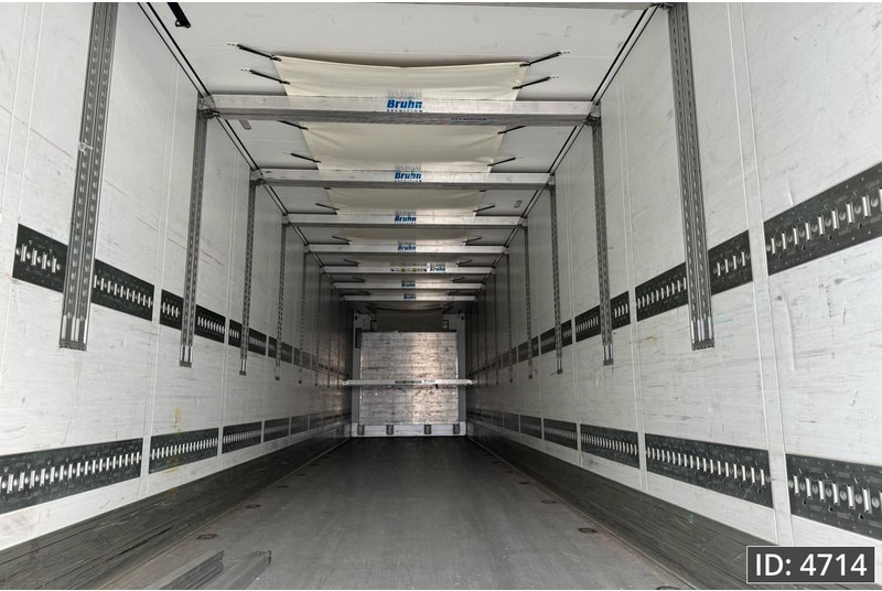 Schmitz Cargobull Thermo king SLXe400 / Double stock / Huckepack / 4 pcs - Puspiekabe refrižerators: foto 5 Schmitz Cargobull Thermo king SLXe400 / Double stock / Huckepack / 4 pcs - Puspiekabe refrižerators: foto 5