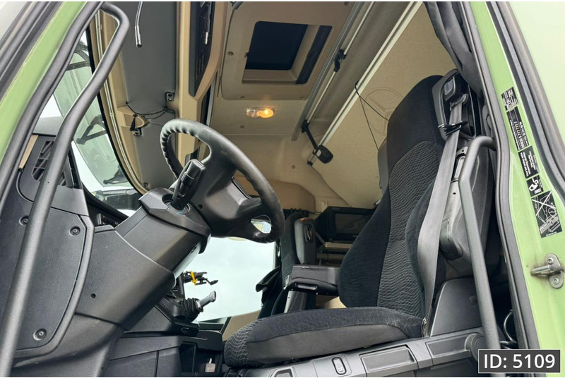 Mercedes-Benz Actros 1836 StreamSpace, Euro 6 - Vilcējs: foto 5 Mercedes-Benz Actros 1836 StreamSpace, Euro 6 - Vilcējs: foto 5