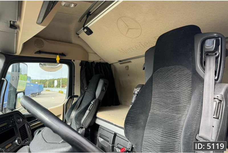 Mercedes-Benz Actros 1845 GigaSpace, Euro 6, / Fridge / 2 Tanks / 3 Pieces - Vilcējs: foto 5 Mercedes-Benz Actros 1845 GigaSpace, Euro 6, / Fridge / 2 Tanks / 3 Pieces - Vilcējs: foto 5