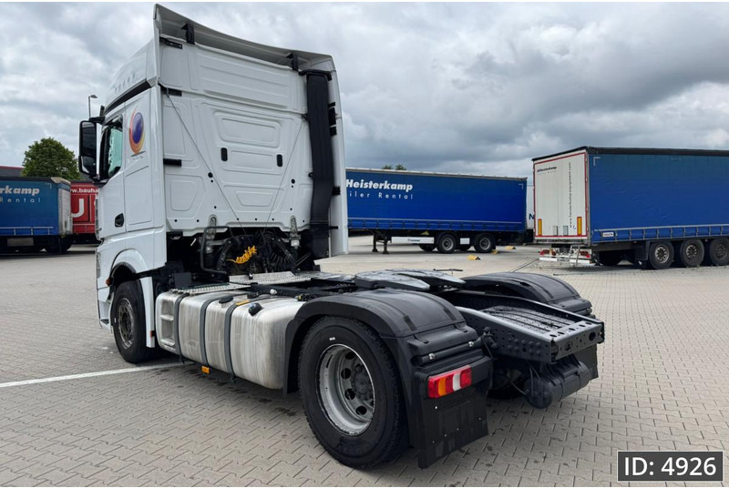Mercedes-Benz Actros 1851 BigSpace, Euro 6, / Retarder / Standklima / 2 Tanks / BigSpace, Intarder - Vilcējs: foto 2 Mercedes-Benz Actros 1851 BigSpace, Euro 6, / Retarder / Standklima / 2 Tanks / BigSpace, Intarder - Vilcējs: foto 2