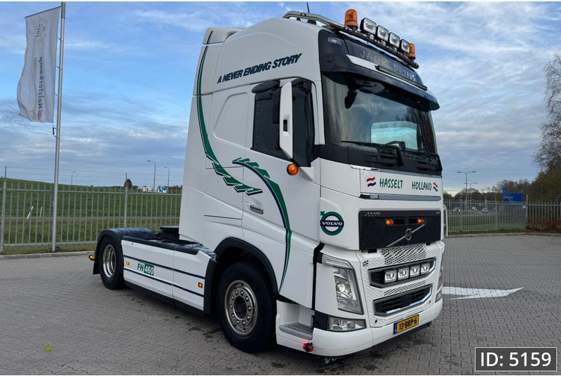 Volvo FH 460 Globetrotter XL, Euro 6, / 2 Tanks / Spec. Interior / TOP condition! - Vilcējs: foto 4 Volvo FH 460 Globetrotter XL, Euro 6, / 2 Tanks / Spec. Interior / TOP condition! - Vilcējs: foto 4