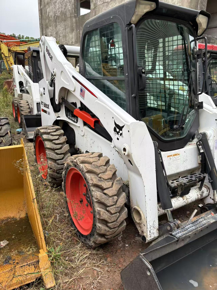 BOBCAT S770 Skid Steer Loader Click for Discount - Kompaktiekrāvējs: foto 2 BOBCAT S770 Skid Steer Loader Click for Discount - Kompaktiekrāvējs: foto 2