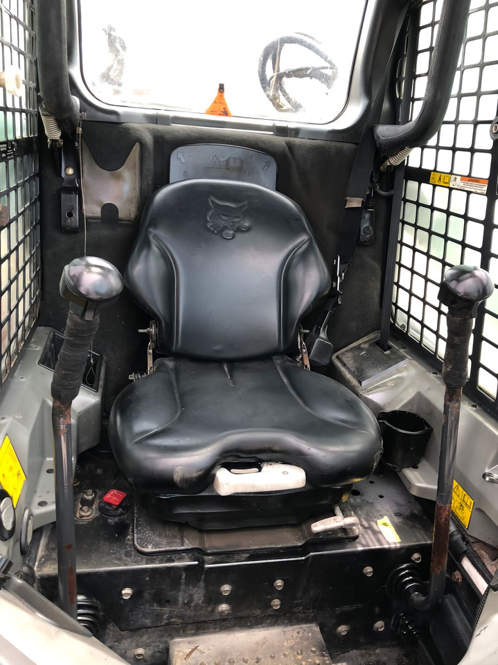 BOBCAT Skid Steer Loader S770 Click for Discount - Kompaktiekrāvējs: foto 3 BOBCAT Skid Steer Loader S770 Click for Discount - Kompaktiekrāvējs: foto 3